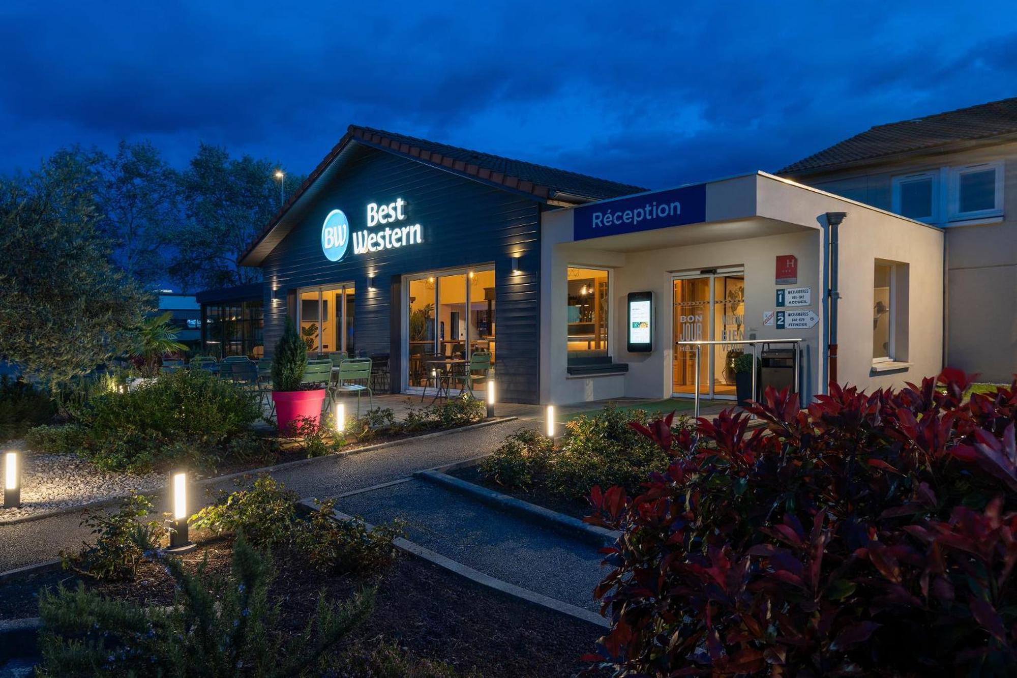 Best Western Bourgoin Jallieu Exterior photo